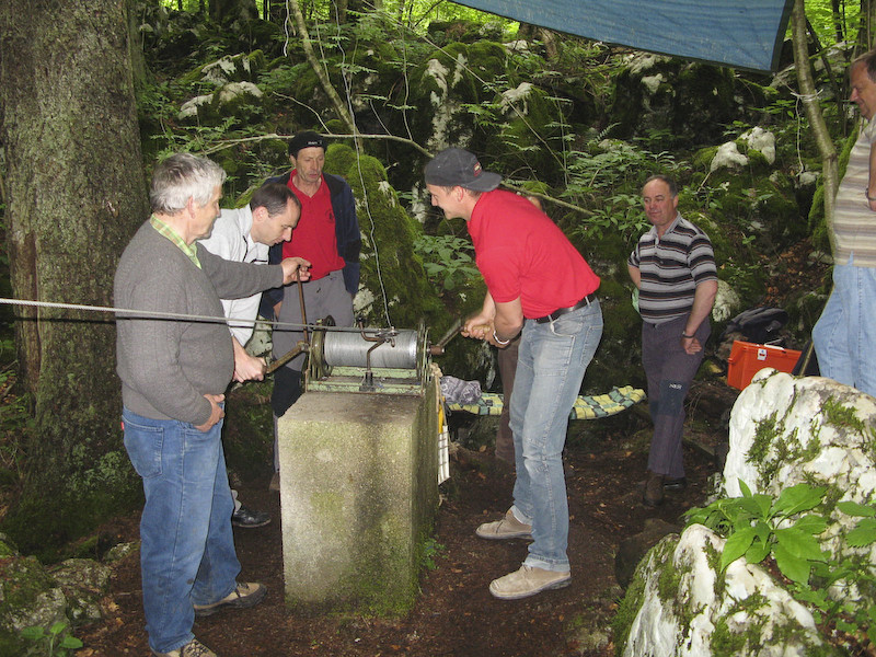 spust 2008